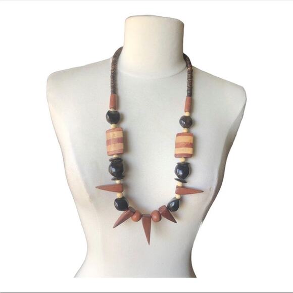 Vintage 1980’s Tribal Inspired Chunky Variety Style Shapes Wooden Brown Necklace - Picture 5 of 10
